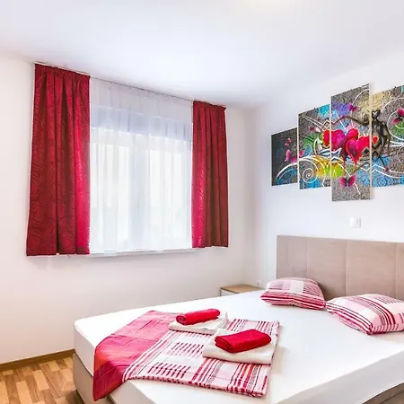 Dragan K2 Gasthof Medulin