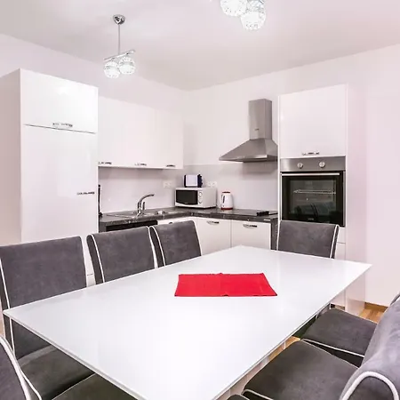 Guest house Dragan K2
