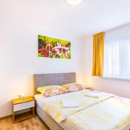 Guest house Dragan K2 Medulin