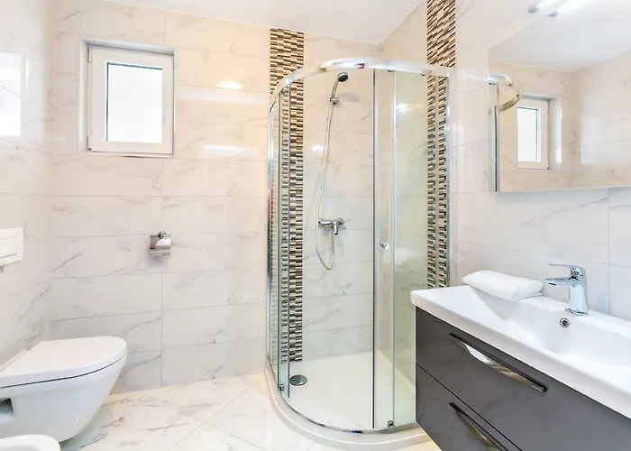 Gostinjska kuća Dragan K2 3*